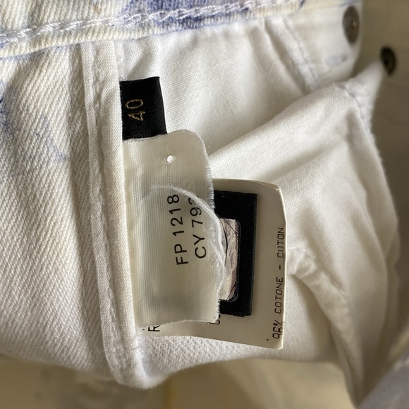 Vintage Roberto Cavalli floral jeans - Picture 7 of 13